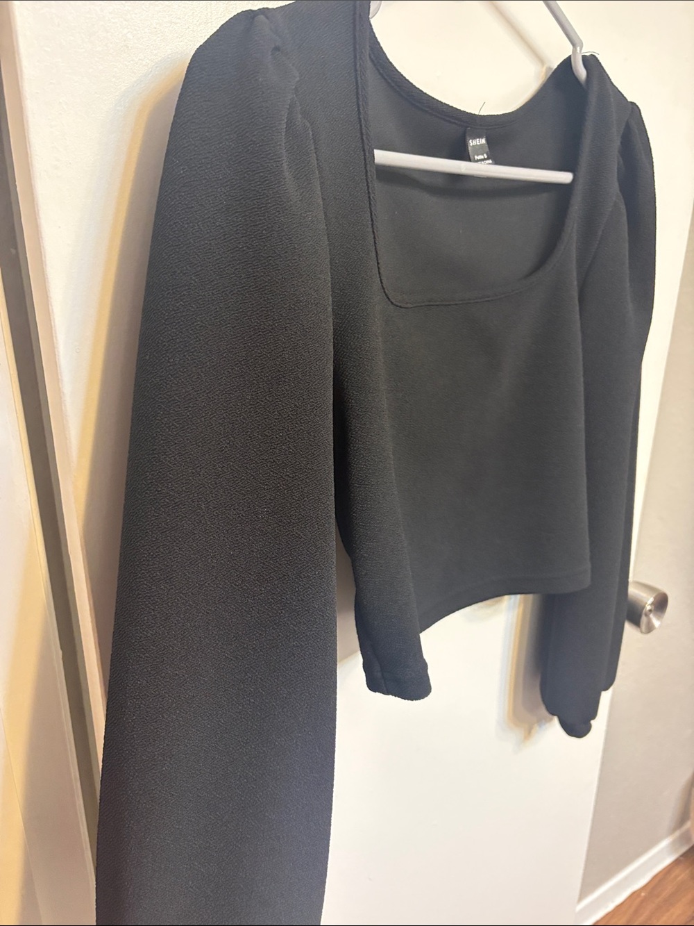 SHEIN Black Square-Neck Puff Sleeve Crop Top